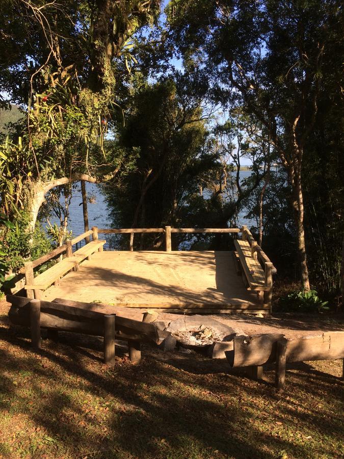 Отель Canto Da Lagoa Ibiraquera Имбитуба Экстерьер фото
